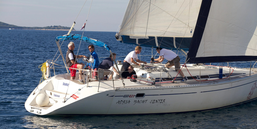 Elan 431