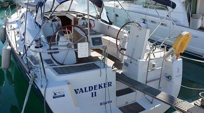 Oceanis 43 V