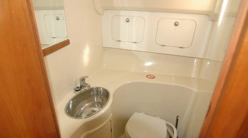 Adria 1002