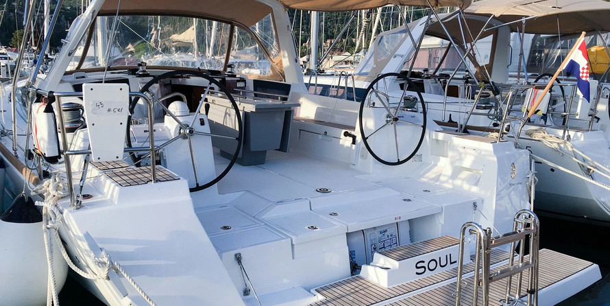 Oceanis 45 (4 cabs)