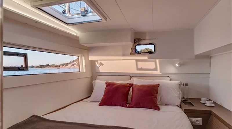 Lagoon 40 (4Cab)