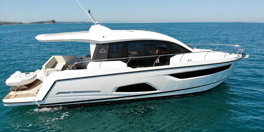 Sealine C430