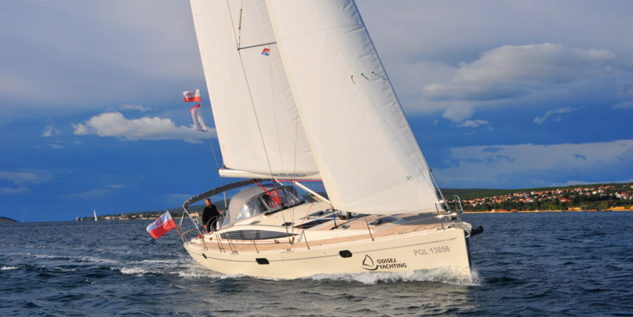 Delphia 47