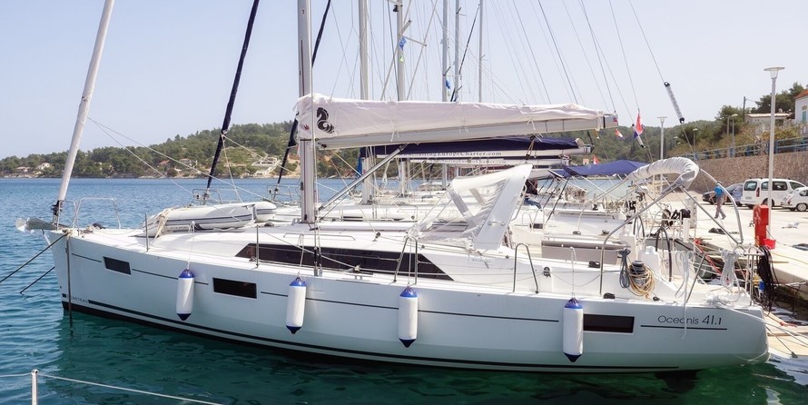 Beneteau Oceanis 41.1