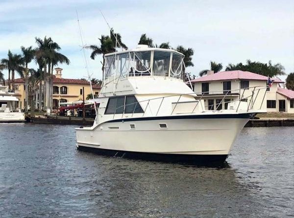 Hatteras 77 Convertible