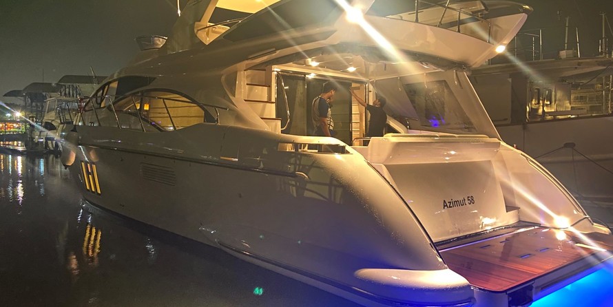 Azimut AZ58 flybridge