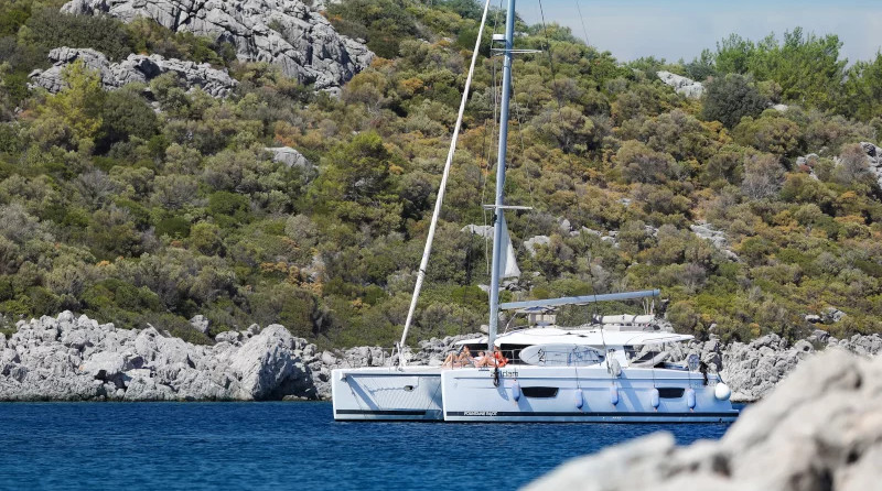 Helia 44