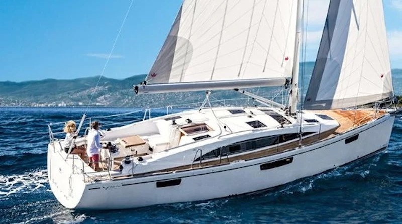 Bavaria C42