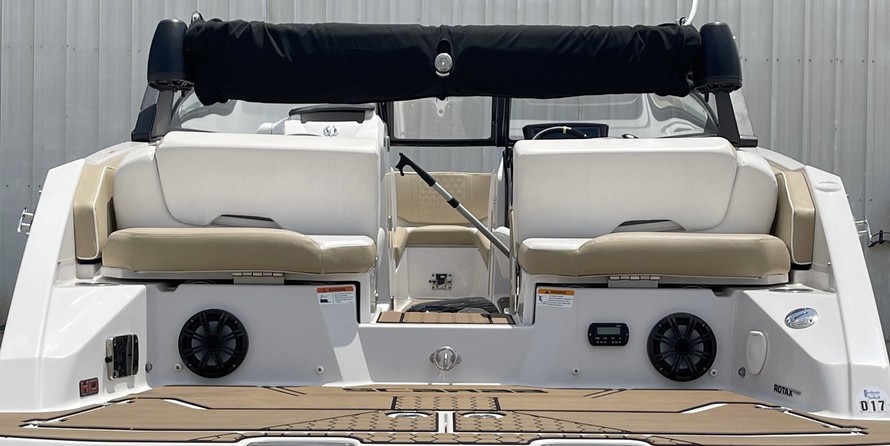 Scarab 255 H.O. Platinum