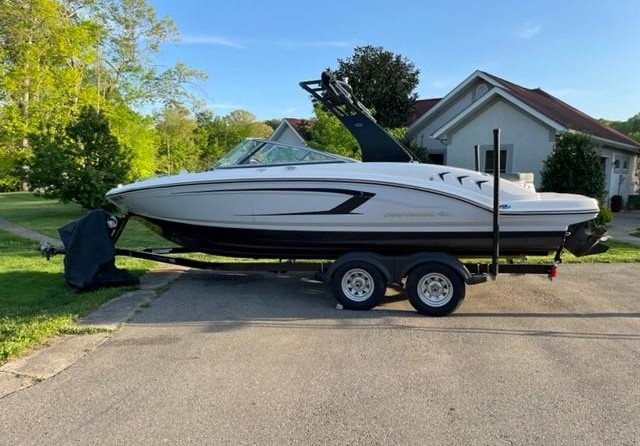 Chaparral 23 H2O Sport