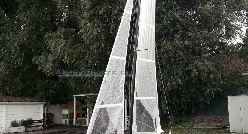 Катамаран f16