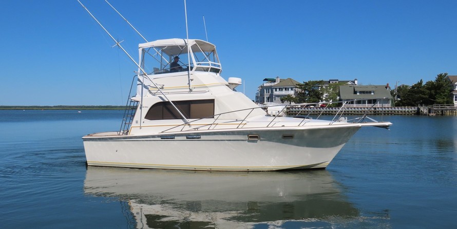 Egg Harbor 33 Convertible