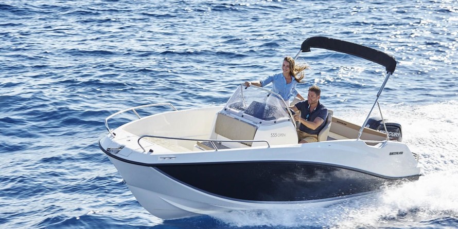 Quicksilver Activ 555 Open