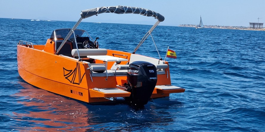 Nuva Yachts M6