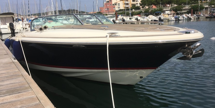 Chris-Craft 28 Corsair