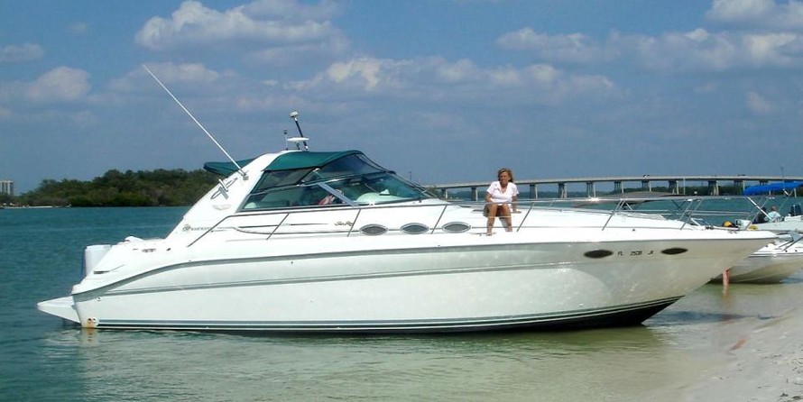 Sea Ray 370 Sundancer