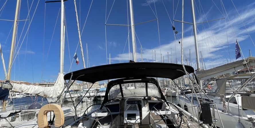 Dufour 390 GL