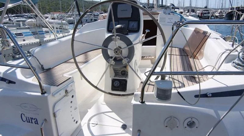 Bavaria 33 Cruiser