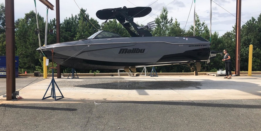 Malibu Wakesetter 25 LSV
