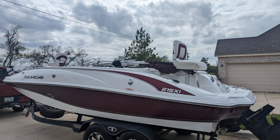 Tahoe 215 Xi