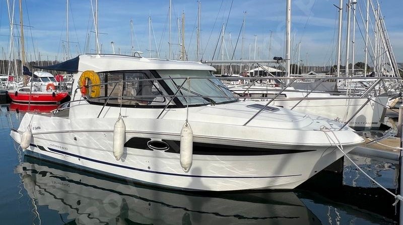 Beneteau Antares 8.80